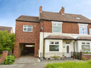 4 bedroom semi detached house for sale