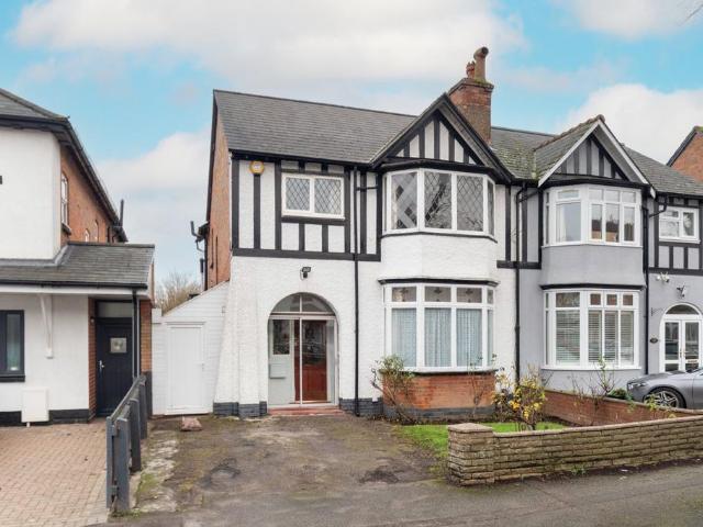 4 bedroom semi detached house for sale