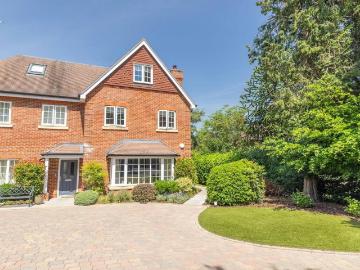 4 bedroom semi detached house for sale