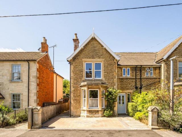 4 bedroom semi detached house for sale