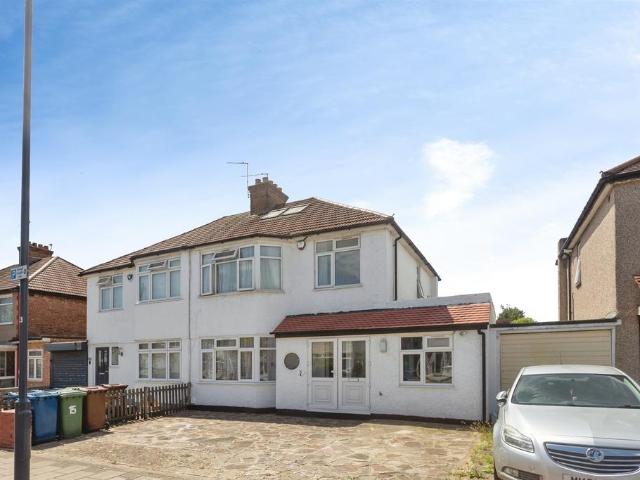 4 bedroom semi detached house for sale