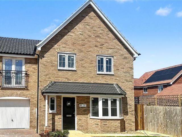 4 bedroom semi detached house for sale