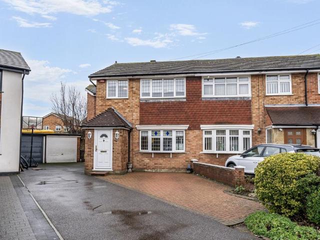 4 bedroom semi detached house for sale