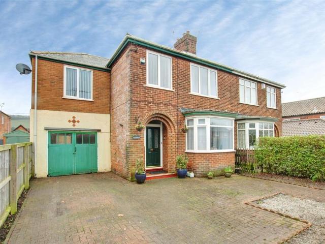 4 bedroom semi detached house for sale