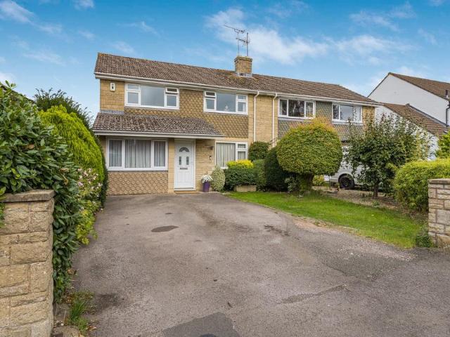 4 bedroom semi detached house for sale
