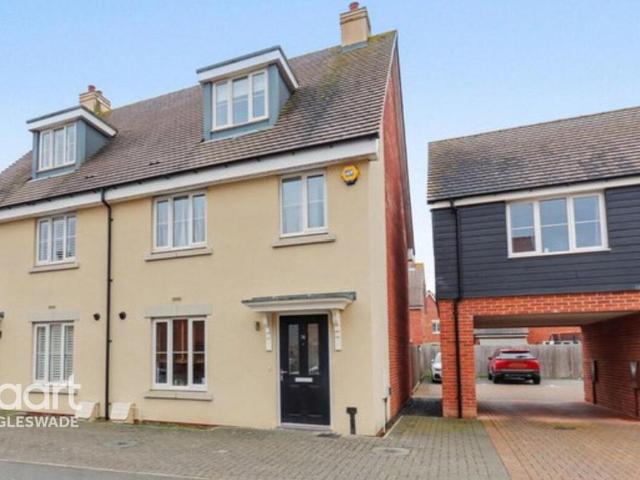 4 bedroom semi detached house for sale