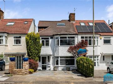 4 bedroom semi detached house for sale