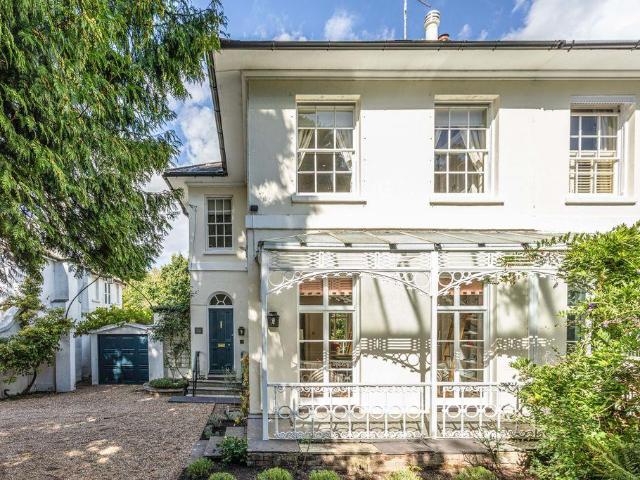 4 bedroom semi detached house for sale