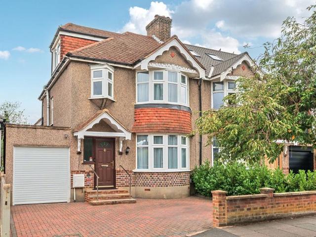 4 bedroom semi detached house for sale