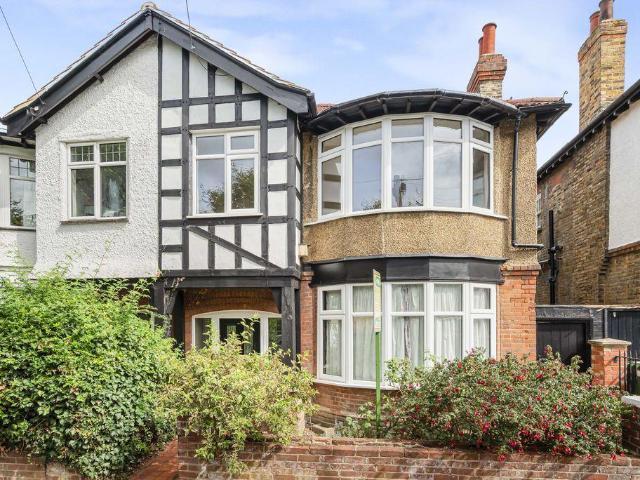 4 bedroom semi detached house for sale