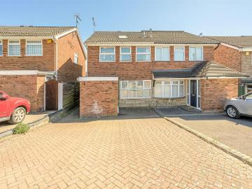 4 bedroom semi detached house for sale