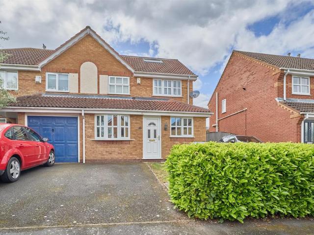 4 bedroom semi detached house for sale