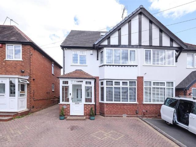 4 bedroom semi detached house for sale