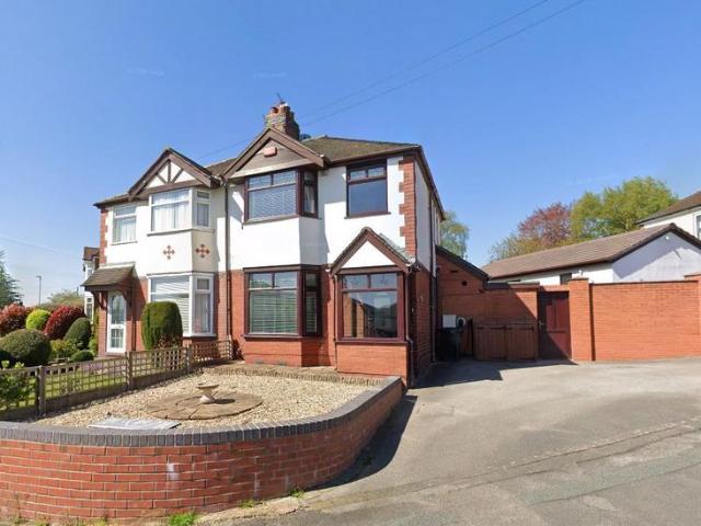 4 bedroom semi detached house for sale