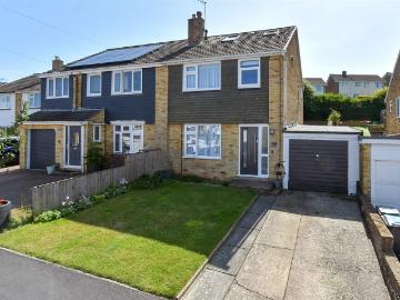 4 bedroom semi detached house for sale