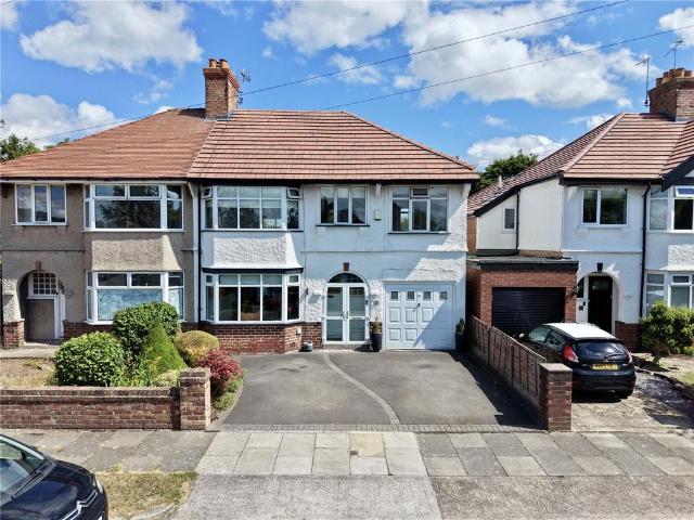 4 bedroom semi detached house for sale