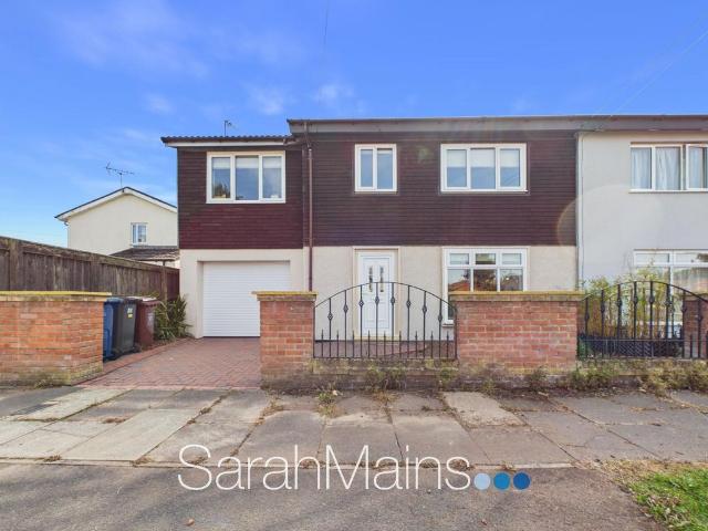 4 bedroom semi detached house for sale