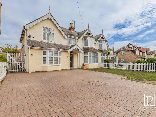 4 bedroom semi detached house for sale