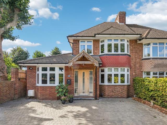 4 bedroom semi detached house for sale