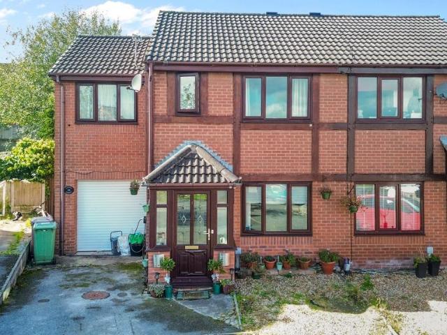 4 bedroom semi detached house for sale