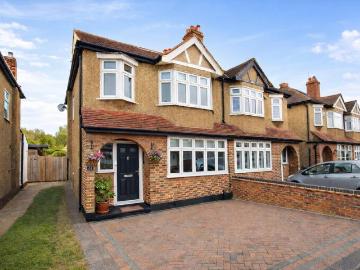 4 bedroom semi detached house for sale