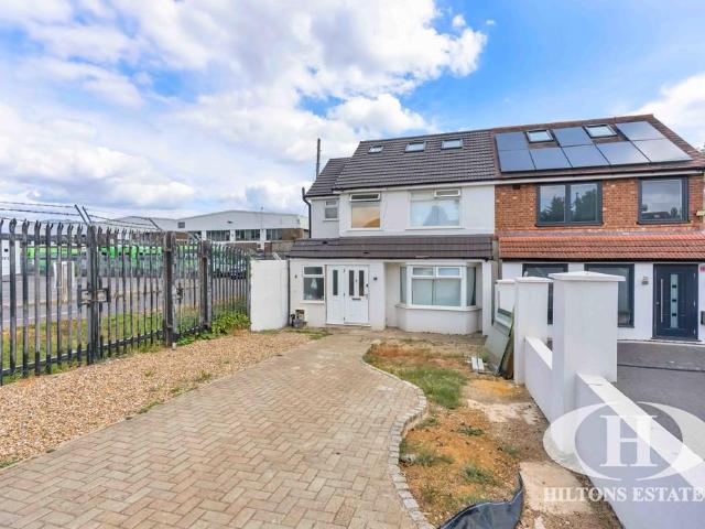 4 bedroom semi detached house for sale