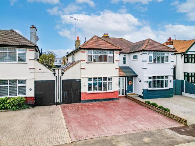 4 bedroom semi detached house for sale