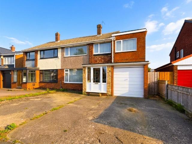 4 bedroom semi detached house for sale