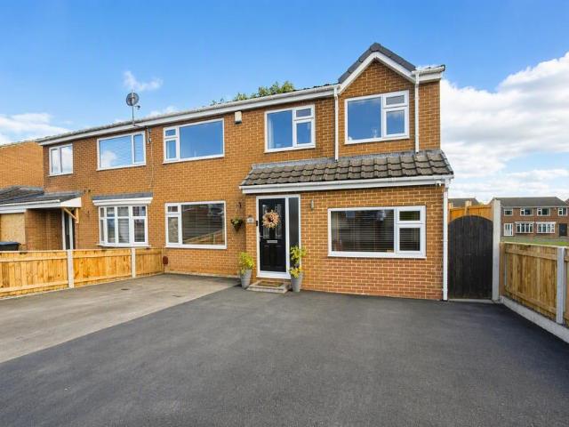4 bedroom semi detached house for sale