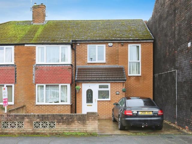 4 bedroom semi detached house for sale