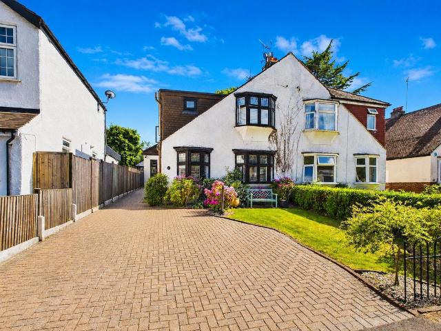 4 bedroom semi detached house for sale