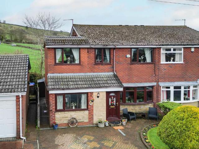 4 bedroom semi detached house for sale