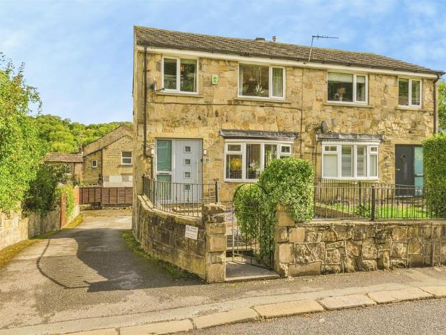 4 bedroom semi detached house for sale