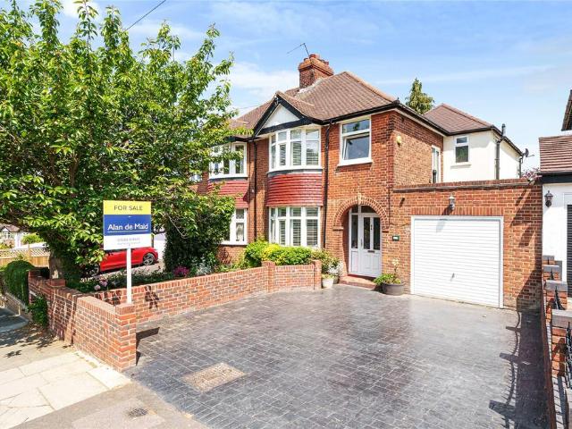 4 bedroom semi detached house for sale