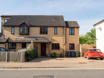 4 bedroom semi detached house for sale