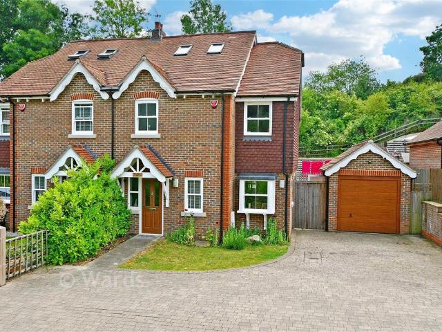 4 bedroom semi detached house for sale
