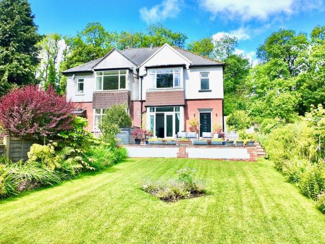 4 bedroom semi detached house for sale
