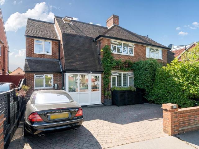4 bedroom semi detached house for sale