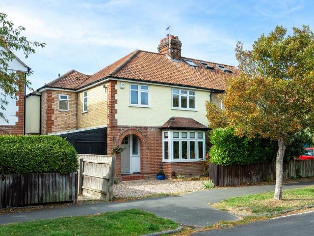 4 bedroom semi detached house for sale