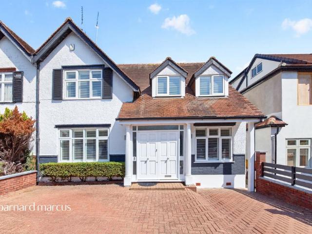 4 bedroom semi detached house for sale