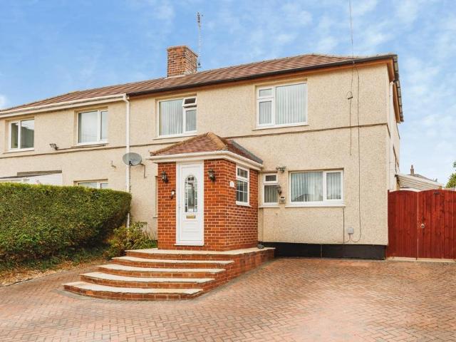 4 bedroom semi detached house for sale