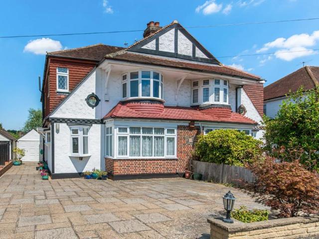 4 bedroom semi detached house for sale