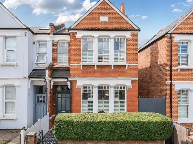 4 bedroom semi detached house for sale