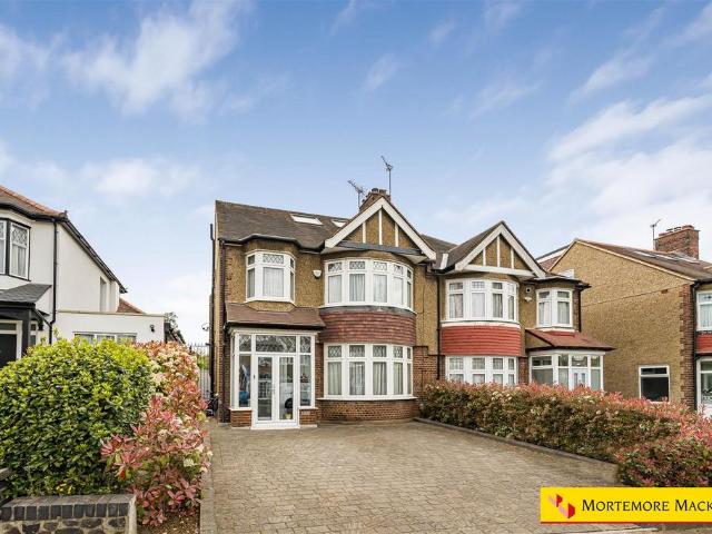 4 bedroom semi detached house for sale