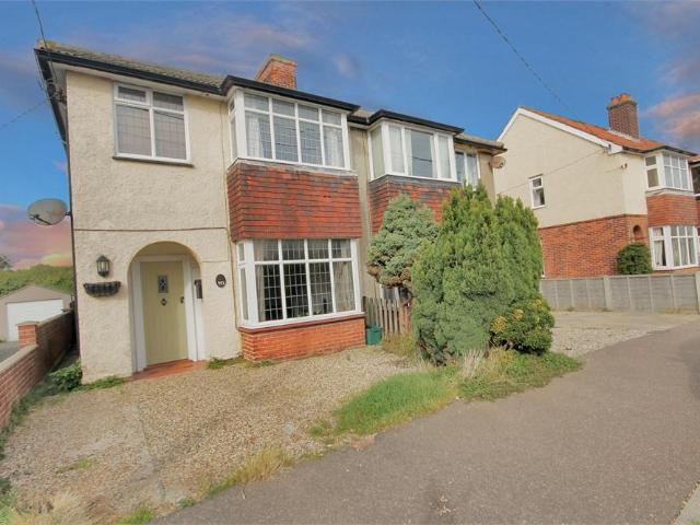 4 bedroom semi detached house for sale