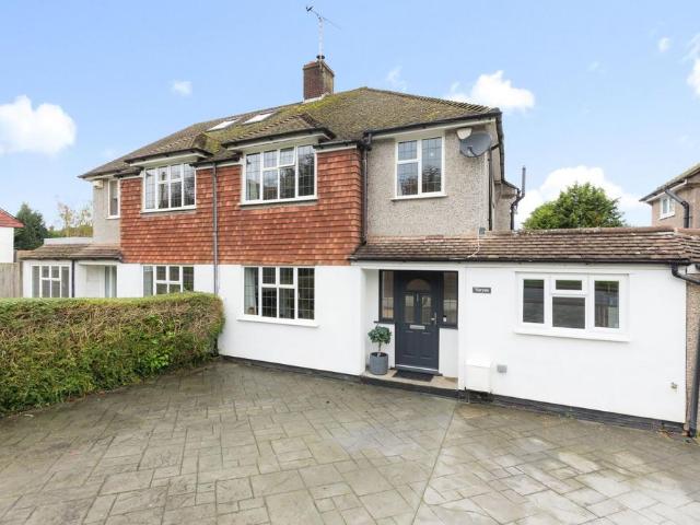 4 bedroom semi detached house for sale
