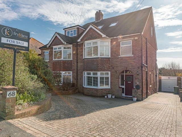 4 bedroom semi detached house for sale