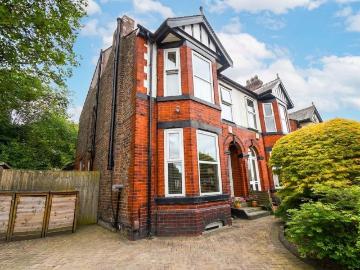 4 bedroom semi detached house for sale