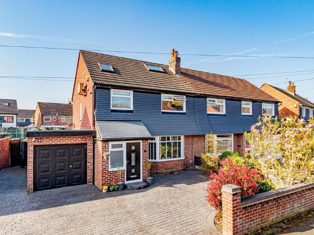 4 bedroom semi detached house for sale