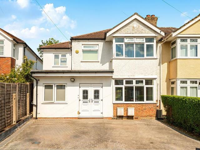 4 bedroom semi detached house for sale
